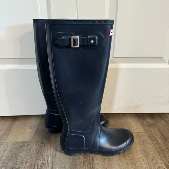 Hunter Dark Navy Blue Boots Size 8 - Picture 2 of 10